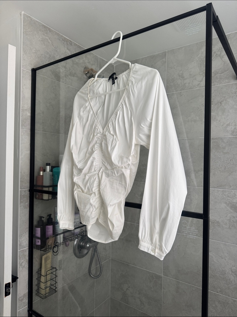 White House Black Market White Ruched Front V-Neck Long Sleeve Blouse